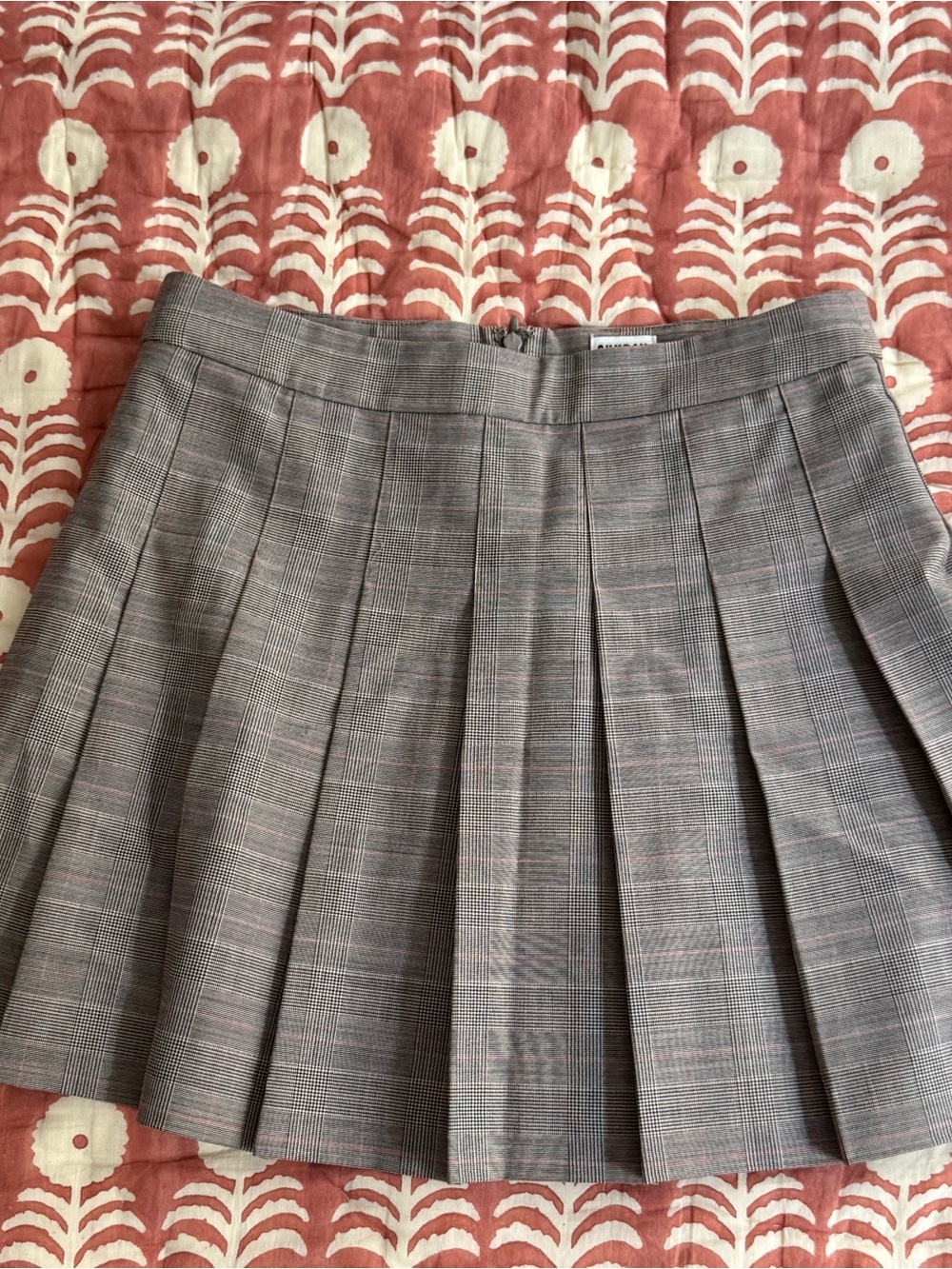 NWOT Aritzia Plaid Pleated Mini Skirt